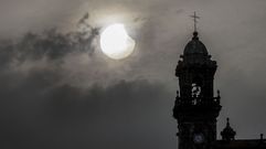 Una foto de archivo de un eclipse desde el campanario de la iglesia de Santo Domingo, en Betanzos