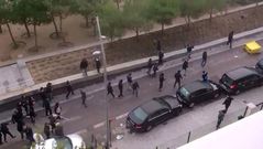 V�deo: As� fue la pelea de los Riazor Blues y el Frente Atl�tico