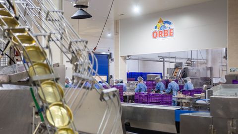 Visita a la conservera Orbe en el pol�gono de A Reigosa en Pontecaldelas.