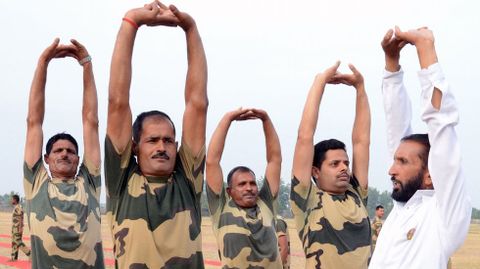 D�a Internacional del Yoya en India.