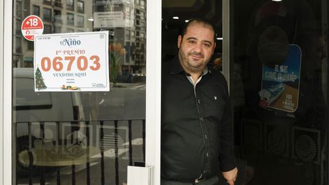 Israel Pereira Rodr�guez tambi�n vendi� el n�mero premiado a trav�s de la terminal de loter�a que tiene en el Caf� Bar Limia 