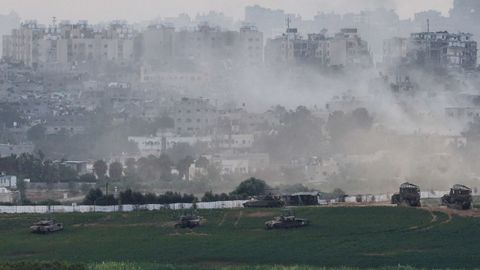 Israel ataca m�s de 400 objetivos en Gaza