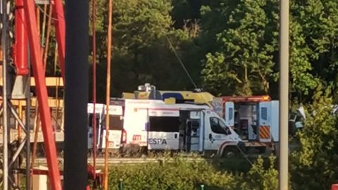 Ambulancias en un accidente de tr�fico en Luanco