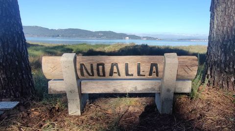 Banco mirador de A Revolta, el único que mira a la ría de Arousa