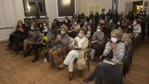 P�blico en el Casino carball�s 