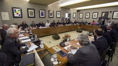 Reuni�n de patronal y sindicatos para negociar la propuesta presentada por el Gobierno