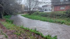 Crecida del r�o Sar, en Santiago, por las fuertes lluvias