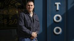 El tatuador ourensano Lucas Montenegro.