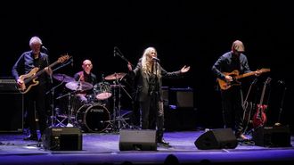 La cantante y escritora estadounidense Patti Smith ofrece este martes un concierto en Gij�n justo 50 a�os despu�s de su primera actuaci�n en Espa�a