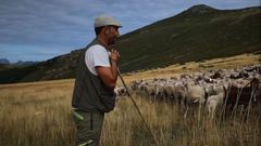 Juan Daz, es uno de los pastores que aparecen en el documental de WWF