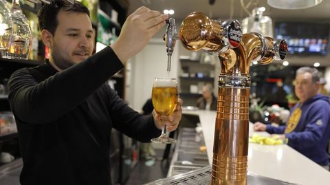 La buena marcha de la hostelera -en la foto, el restaurante Nativa-, impulsa al sector servicios gallego