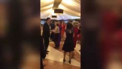 Mariano Rajoy bailando �Mi gran noche� de Raphael