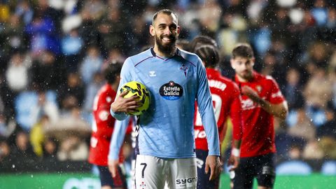 Borja Iglesias, en el Celta-Osasuna de febrero