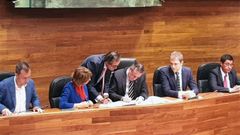 Marcelino Marcos L�ndez firma su cargo como nuevo presidente de la Junta General del Principado