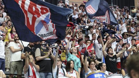Aficionados del Obradoiro en el partido del ascenso ante el Gipuzkoa Basket