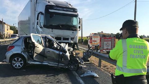 El conductor que muri� en Oroso era un vecino de Santiago 