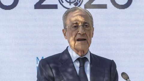 Florentino P�rez, en un acto de la campa�a de las elecciones del Real Madrid en Toledo