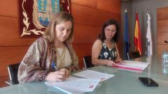Amelia S�nchez y Mar�a Barral firmaron el acuerdo de investidura