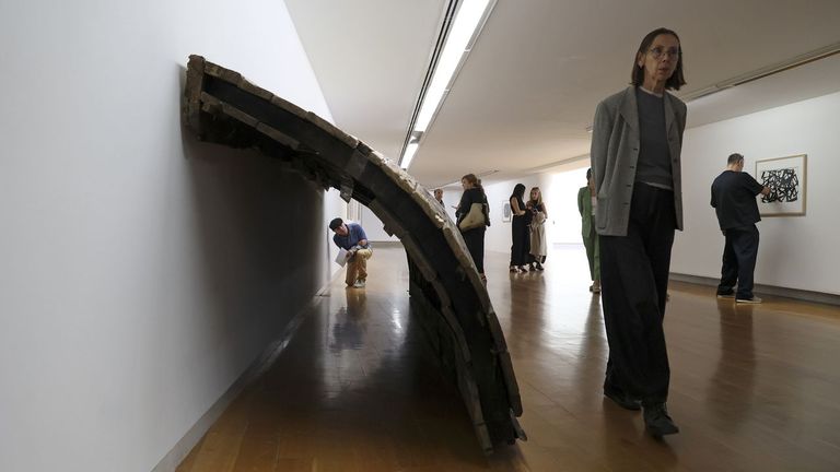 El CGAC salda su deuda con Kounellis