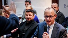 El canciller alem�n, Friedrich Merz, junto a Volod�mir Zelenski, en Munich