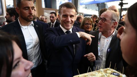 El presidente franc�s, Emmanuel Macron, asiste este s�bado a la 62.� Feria Internacional de Agricultura en el recinto ferial Paris Expo Porte de Versalles.