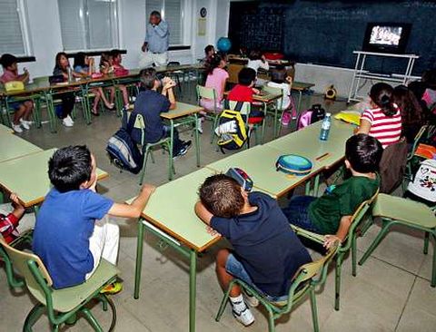 Alumnos en una clase del CEIP Froebel, durante una huelga educativa del curso 2012/2013. 