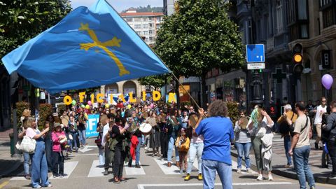 La Xunta pola Defensa de la Llingua Asturiana (XDLA) convoca la tradicional manifestacin por la oficialidad del asturiano y del eonaviego en el marco de la 'Selmana de les Lletres Asturianes'