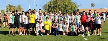 Los equipos masculinos y femeninos estradenses de f�tbol ga�lico en la jornada en Valencia. 