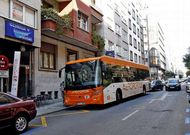 Desde el centro de Santiago hay un autob�s que comunica con el aeropuerto de Lavacolla.