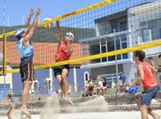 Redonda y Marcote (de rojo) en plena competici�n ayer. 