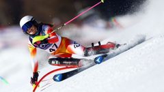 Arrieta, participando en el eslalon de esqu� alpino.