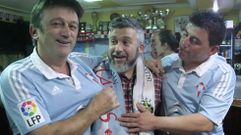 Marcos Pereiro, entre Bele e outro membro de Carcam�ns, portando a bufanda da pe�a celtista m�is multitudinaria
