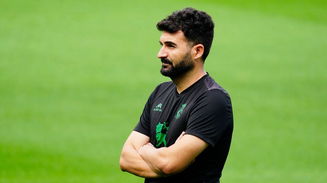 El Racing Club Ferrol encarrila la llegada de Guillermo Fernández Romo