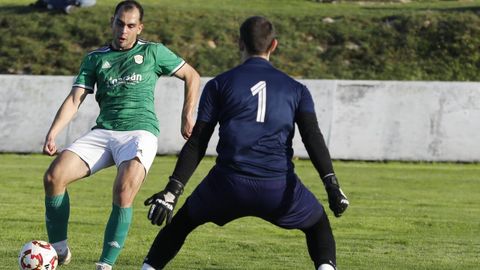 David Ben, a piques de definir un man a man nun partido do pasado curso na Marosa.