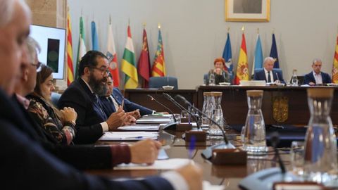 El diputado del PP Óscar Poy fue protagonista de la sesión plenaria