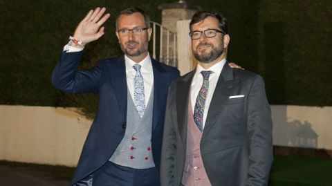 El exalcalde y vicesecretario de Accin Sectorial del PP, Javier Maroto, se cas con Jos Manuel Rodrguez, su pareja desde hace 19 aos en una boda muy meditica