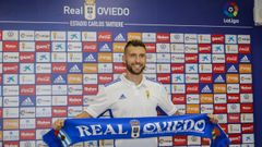 Borja Bast�n, en su presentaci�n en el Carlos Tartiere