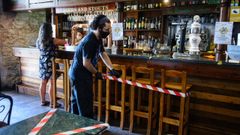En A Coru�a y concellos del �rea se redujo el aforo y no se pueden utilizar las barras