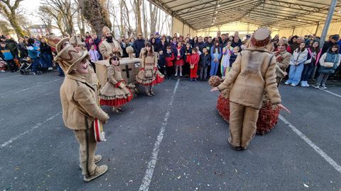 Fiesta de carnaval en Castro de Ribeiras de Lea. 