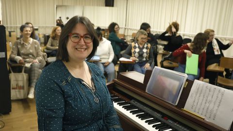 Ruth Gonz�lez es la directora del coro universitario desde hace cinco a�os