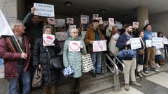 Concentraci�n este mi�rcoles delante del centro de salud de Ribadeo en protesta por la falta de pediatras