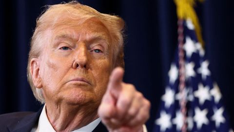 Donald Trump durante una conferencia de prensa en Miami.