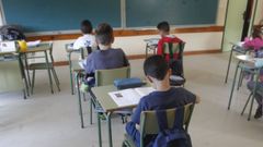 Alumnos realizando unas pruebas de diagn�stico, en una imagen de archivo. 