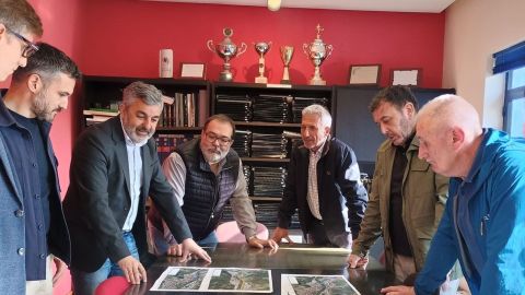 Reuni�n de Alejandro Calvo con alcaldes