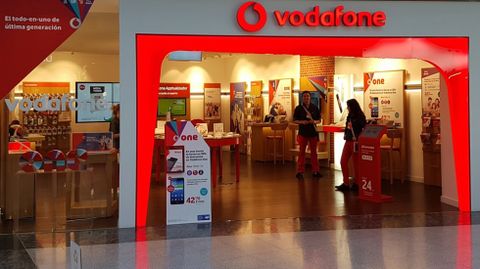 Tienda de Vodafone en Intu Asturias