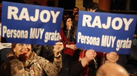 Carteles de apoyo a Rajoy. 