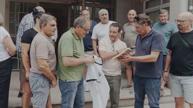 Pablo Losada, entre el alcalde Amador D�az y el edil Fern�ndez Veiga