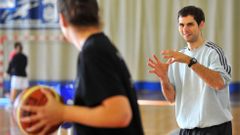 �lex de la Vega, durante un entrenamiento con el Star Center-Uni Ferrol