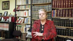 Esperanza L�pez Silvosa no seu despacho na R�a Conde Pallares, no 2008