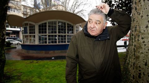 Manuel Lourenzo na praza de Ourense da Coruña no ano 2011